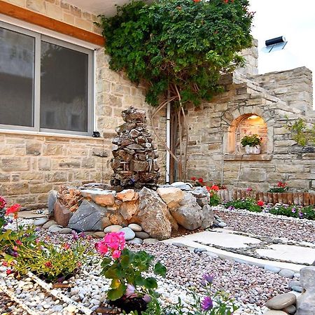 Alonia Hotel Каламаки Екстериор снимка