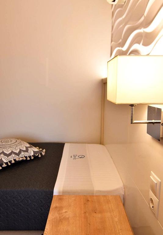 Alonia Hotel Каламаки Екстериор снимка